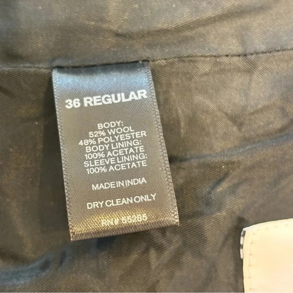 Express Men's Innovator Extra Slim Black Wool Blend 2 Button Blazer 36 Regular - Picture 11 of 11